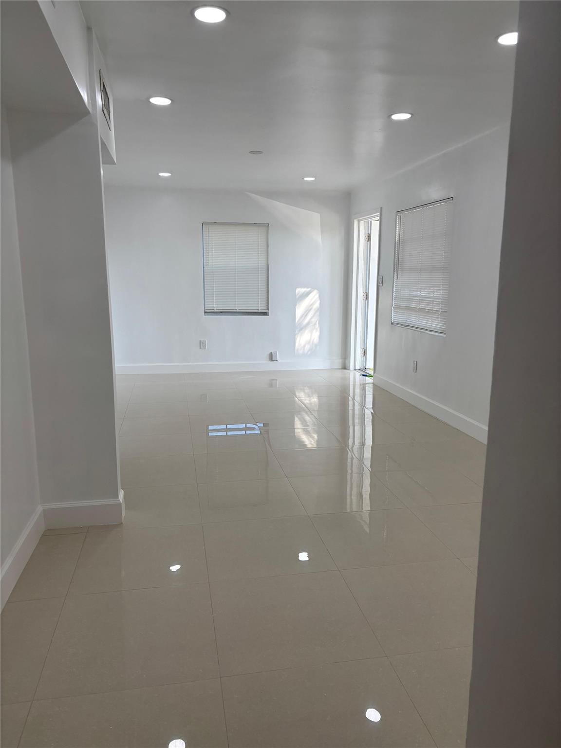 Hollywood Beach Heights S - Residential Lease