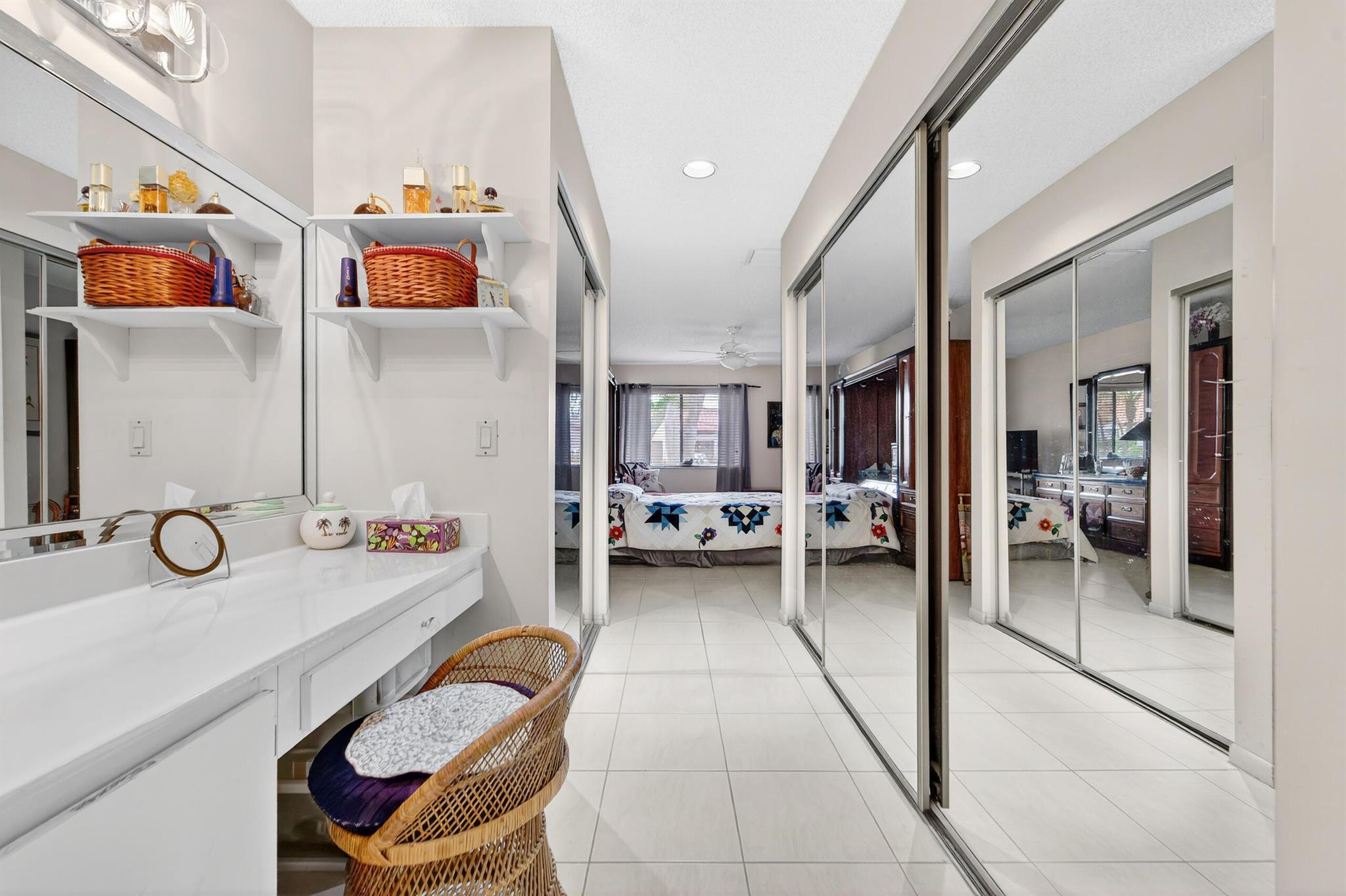 HUNTINGTON POINTE - Residential