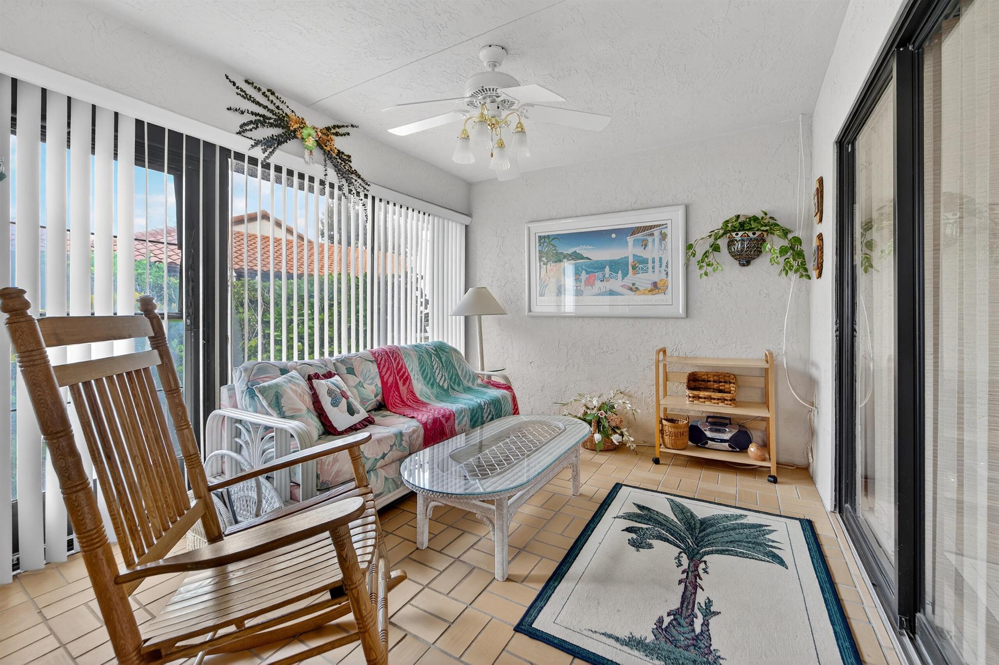 HUNTINGTON POINTE - Residential