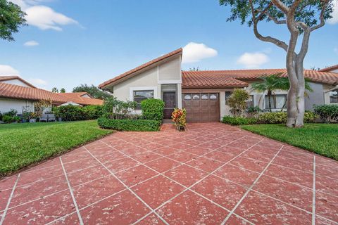 Photo of 6215 Kings Gate Circle, Delray Beach, FL 33484 (MLS # R11144572)