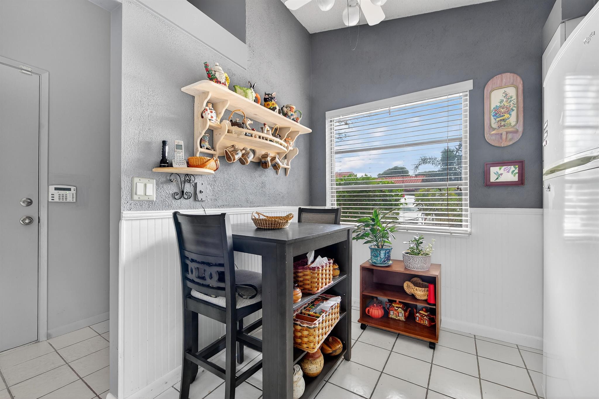 HUNTINGTON POINTE - Residential