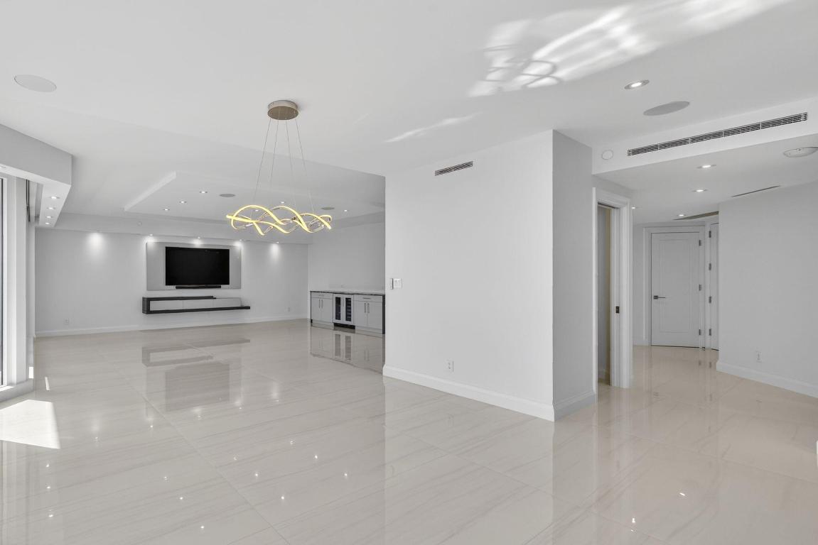 Addison - Residential