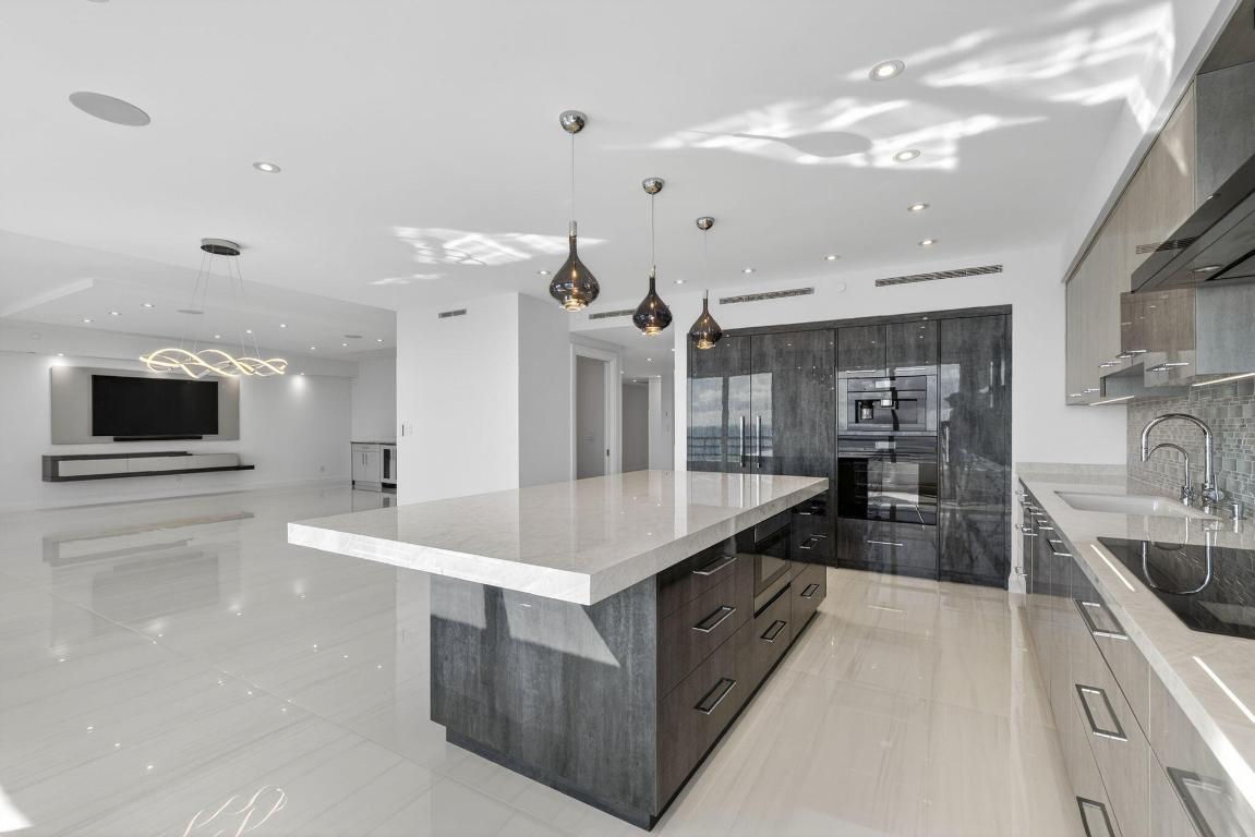 Addison - Residential