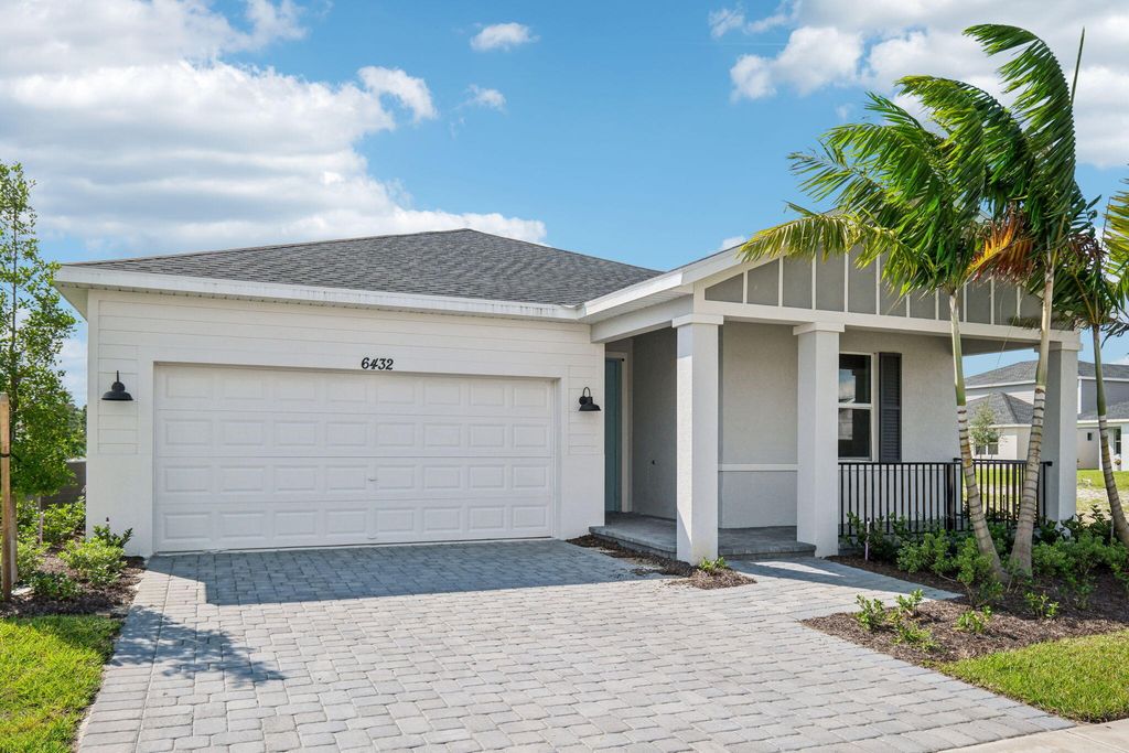 Photo of 6432 NW Cloverdale Avenue, Port Saint Lucie, FL 34987 (MLS # R11013236)