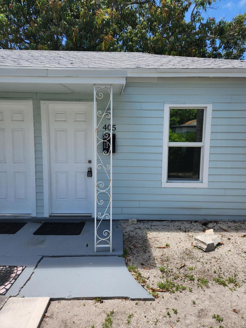 Photo of 405 2nd Avenue S #405 B, Lake Worth Beach, FL 33460 (MLS # B26030986)