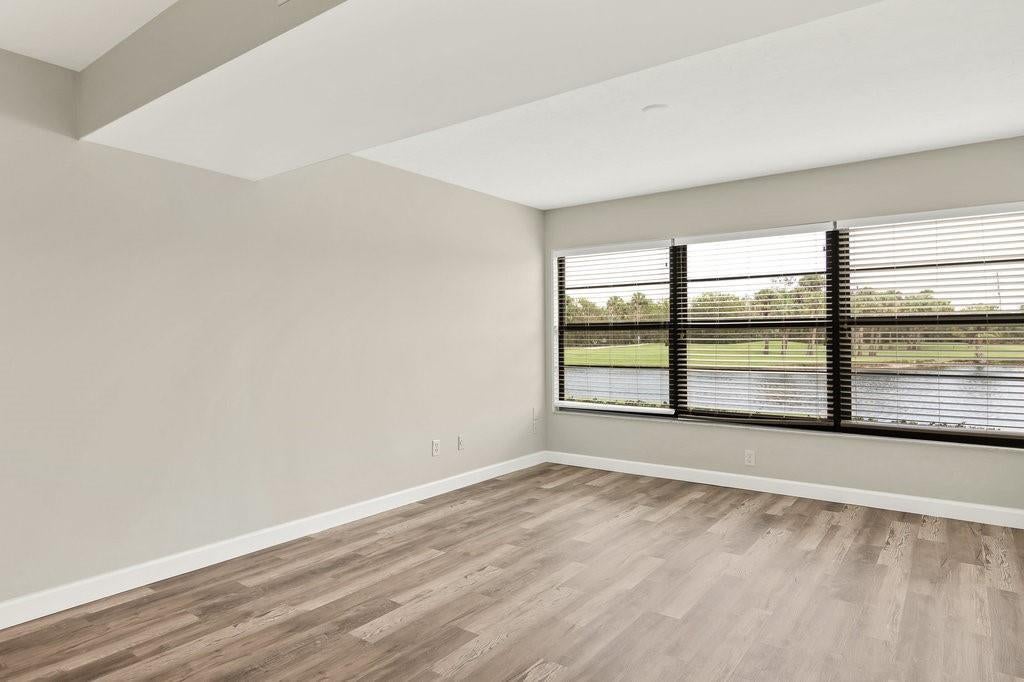 Photo of 22 PLANTATION Drive #106, Vero Beach, FL 32966 (MLS # B26082431)