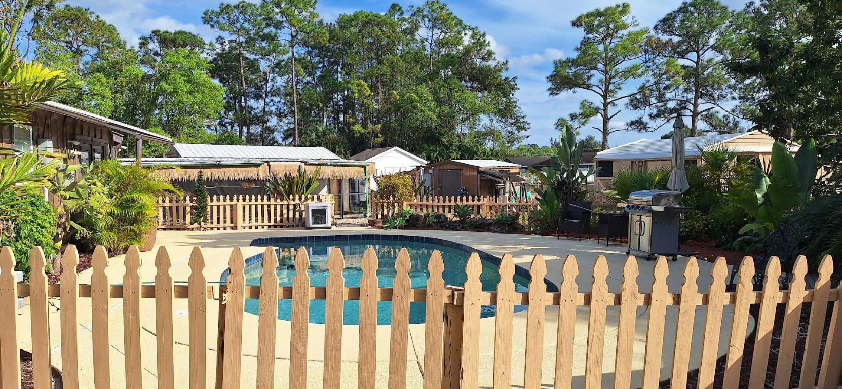 THE ACREAGE - Residential