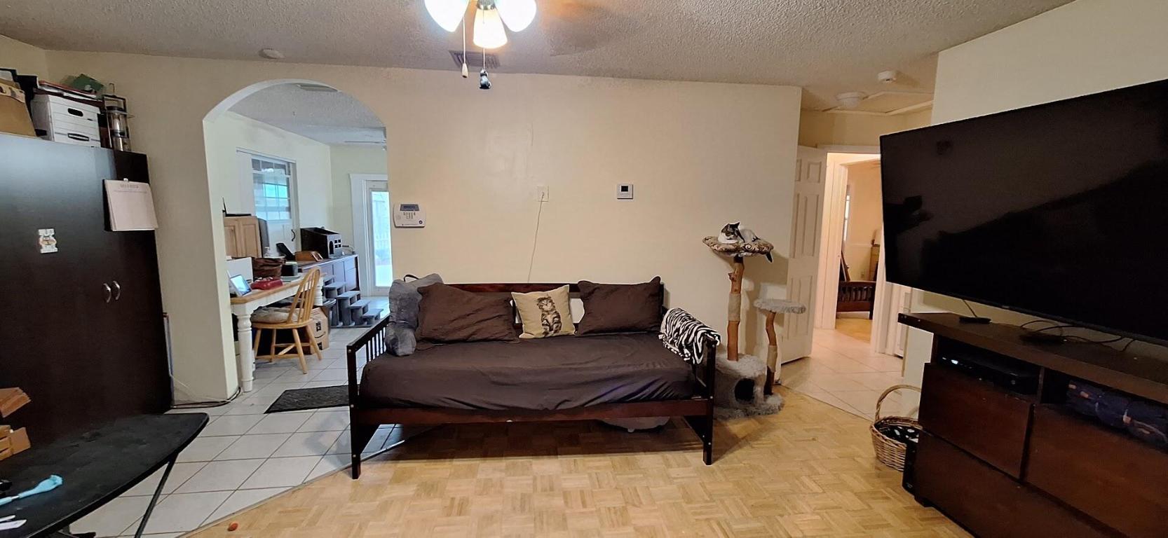 THE ACREAGE - Residential