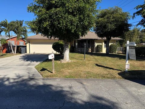 A home in Lake Worth