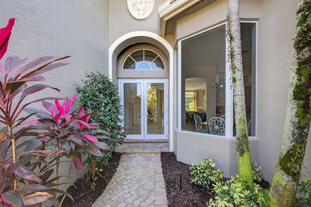 Photo of 274 Porto Vecchio Way, Palm Beach Gardens, FL 33418 (MLS # R11150476)