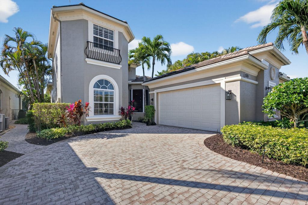 Photo of 274 Porto Vecchio Way, Palm Beach Gardens, FL 33418 (MLS # R11150476)