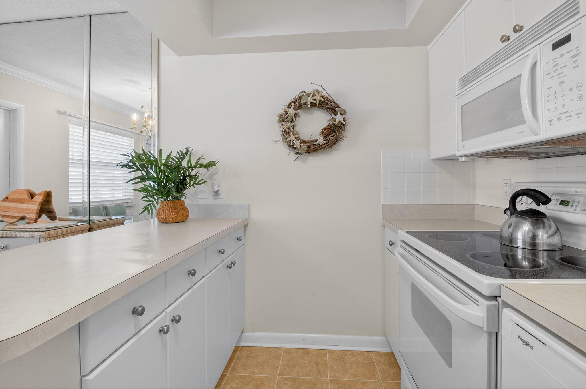 Colonial Ridge Corp, Fair - Residential