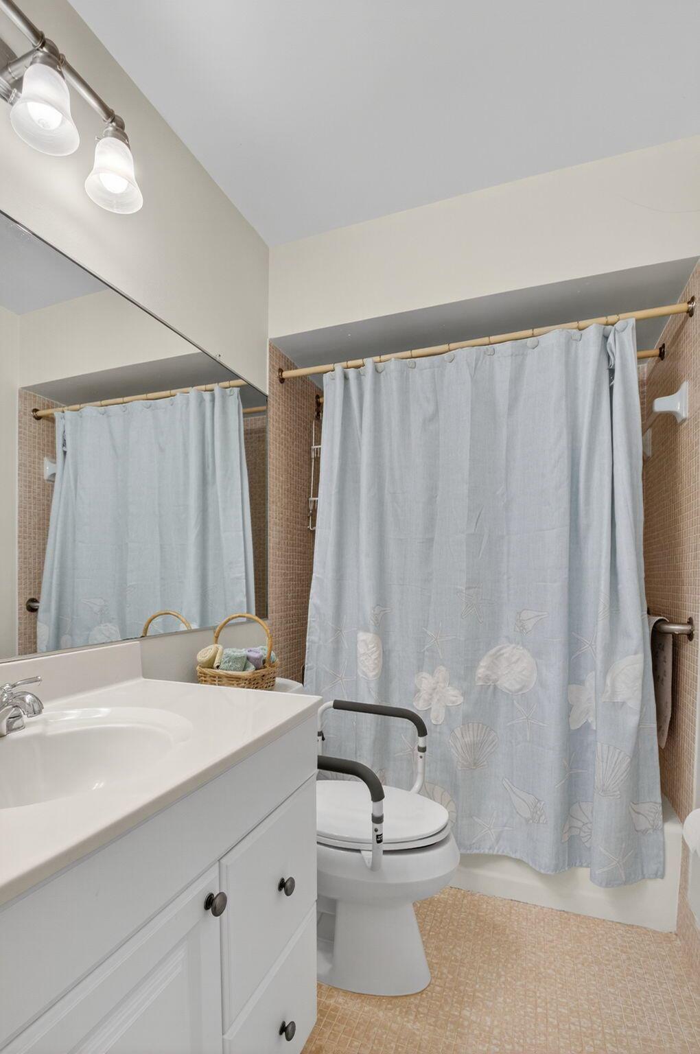 Colonial Ridge Corp, Fair - Residential