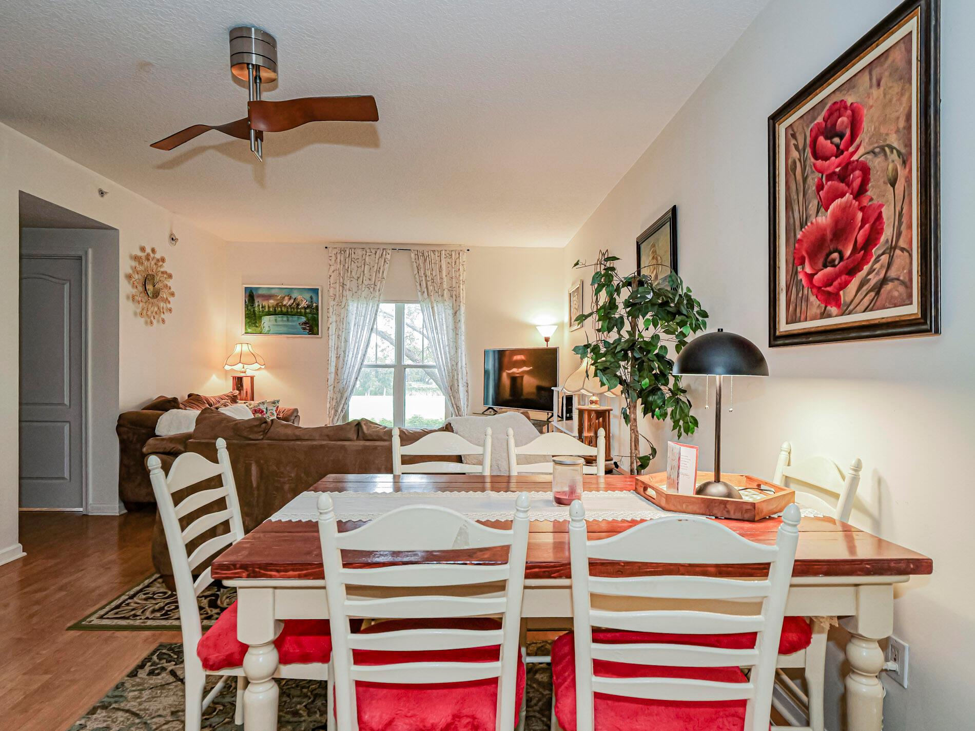 5095 Fairways Circle I-203, Vero Beach, FL, 32963/$220,000 3 5095 Fairways Circle I-203