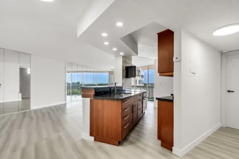 6911 Environ Boulevard Unit 6G, Lauderhill, FL MLS: F10492562