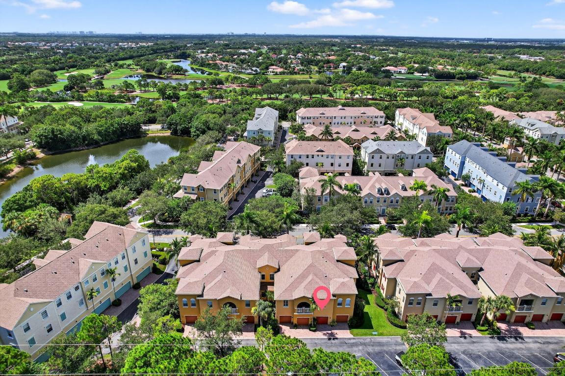 SANDPIPER COVE AT BOTANICA CONDO - Residential