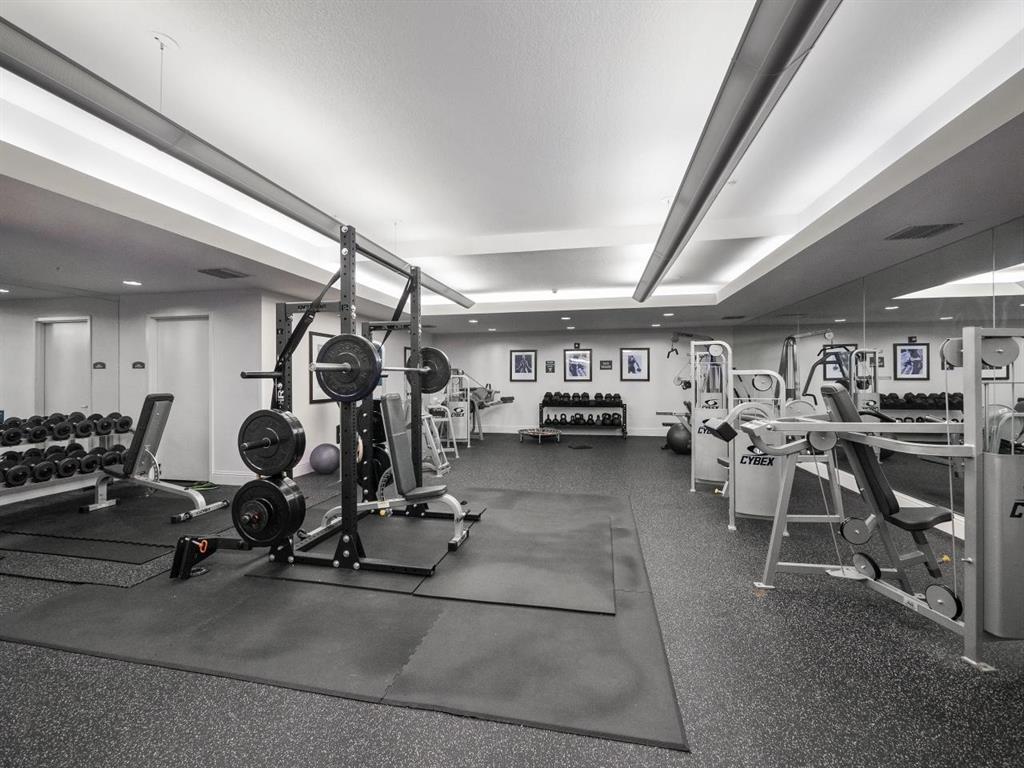 610 CLEMATIS CONDO - Residential