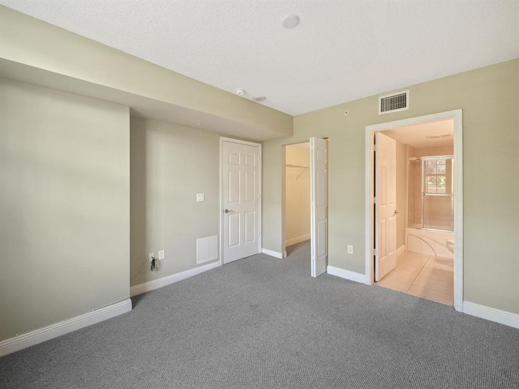 610 CLEMATIS CONDO - Residential