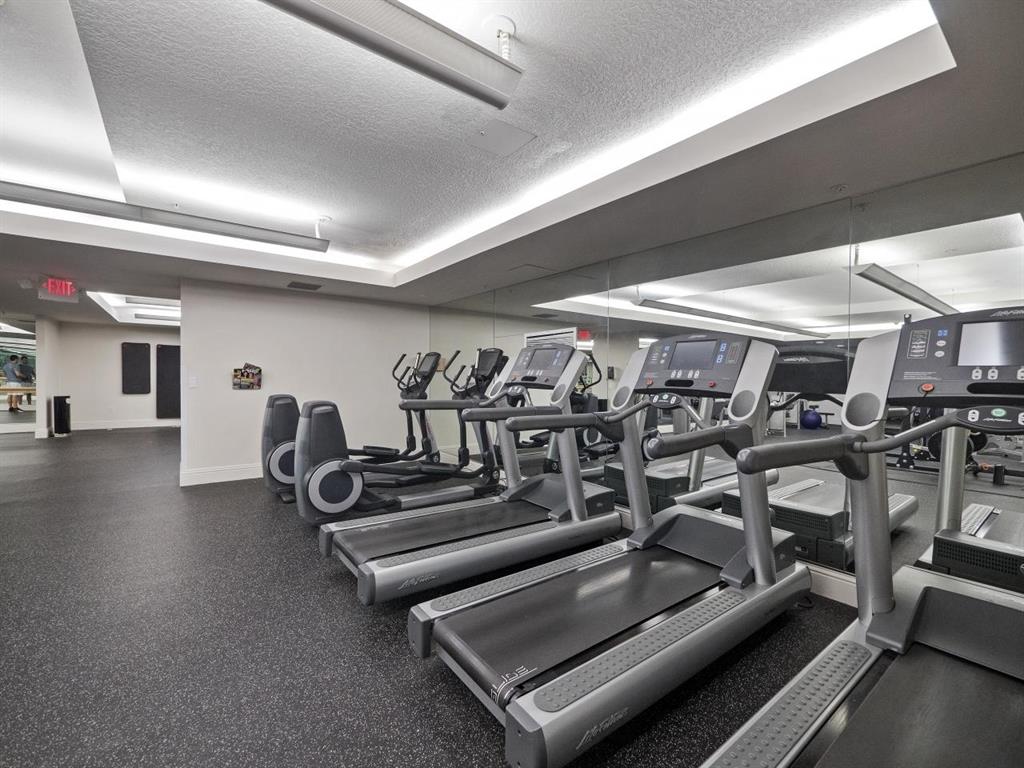 610 CLEMATIS CONDO - Residential