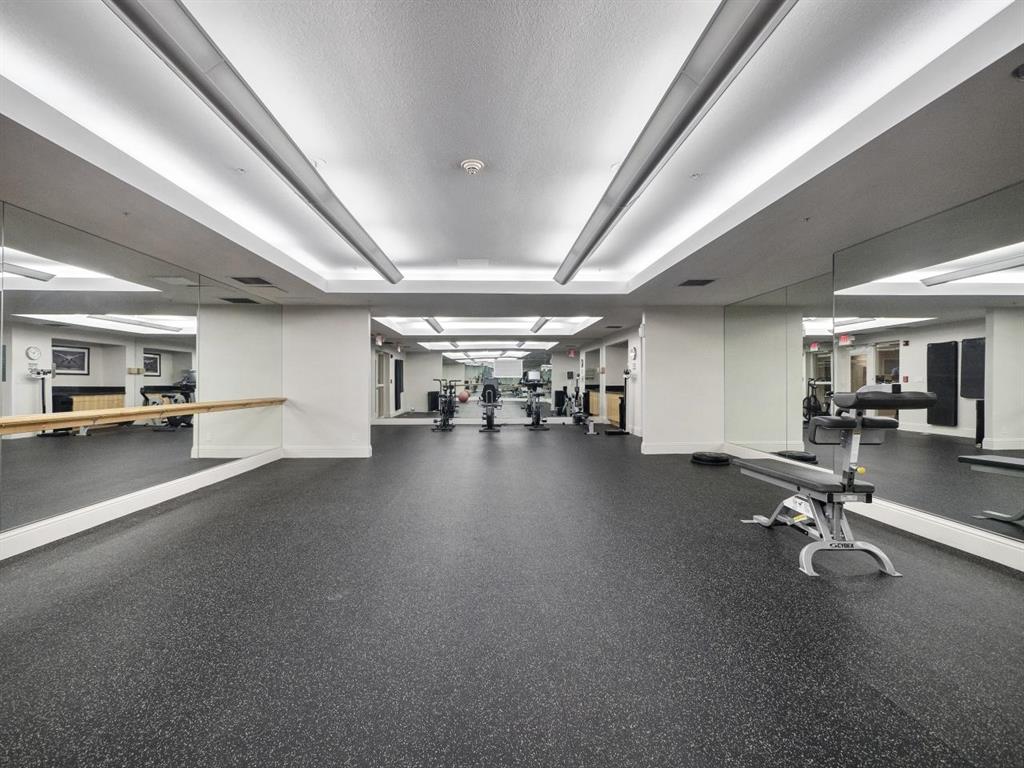 610 CLEMATIS CONDO - Residential