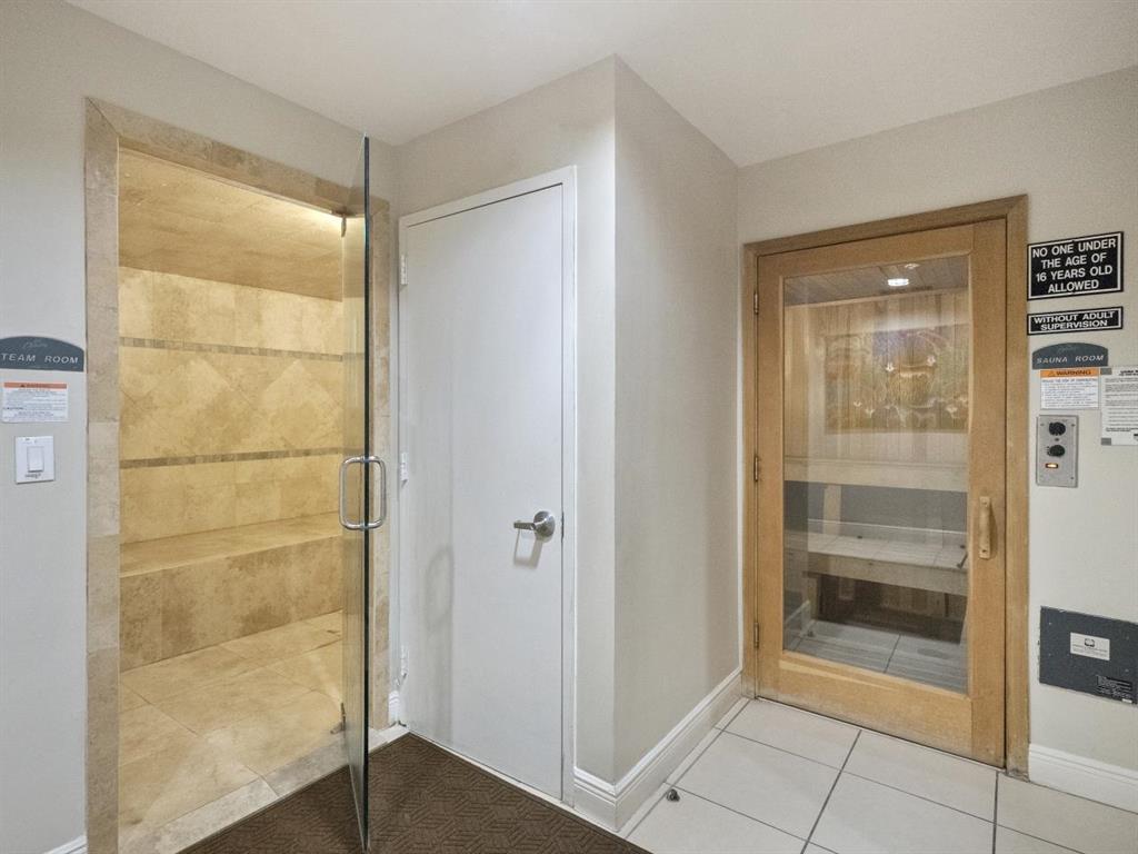 610 CLEMATIS CONDO - Residential