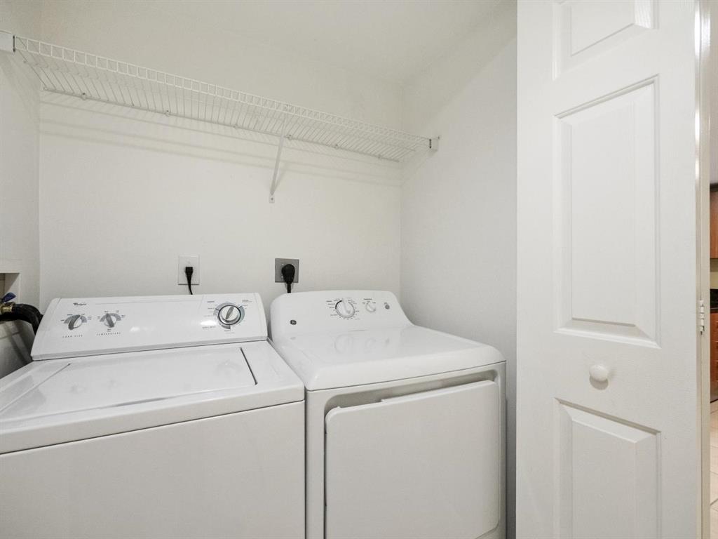 610 CLEMATIS CONDO - Residential