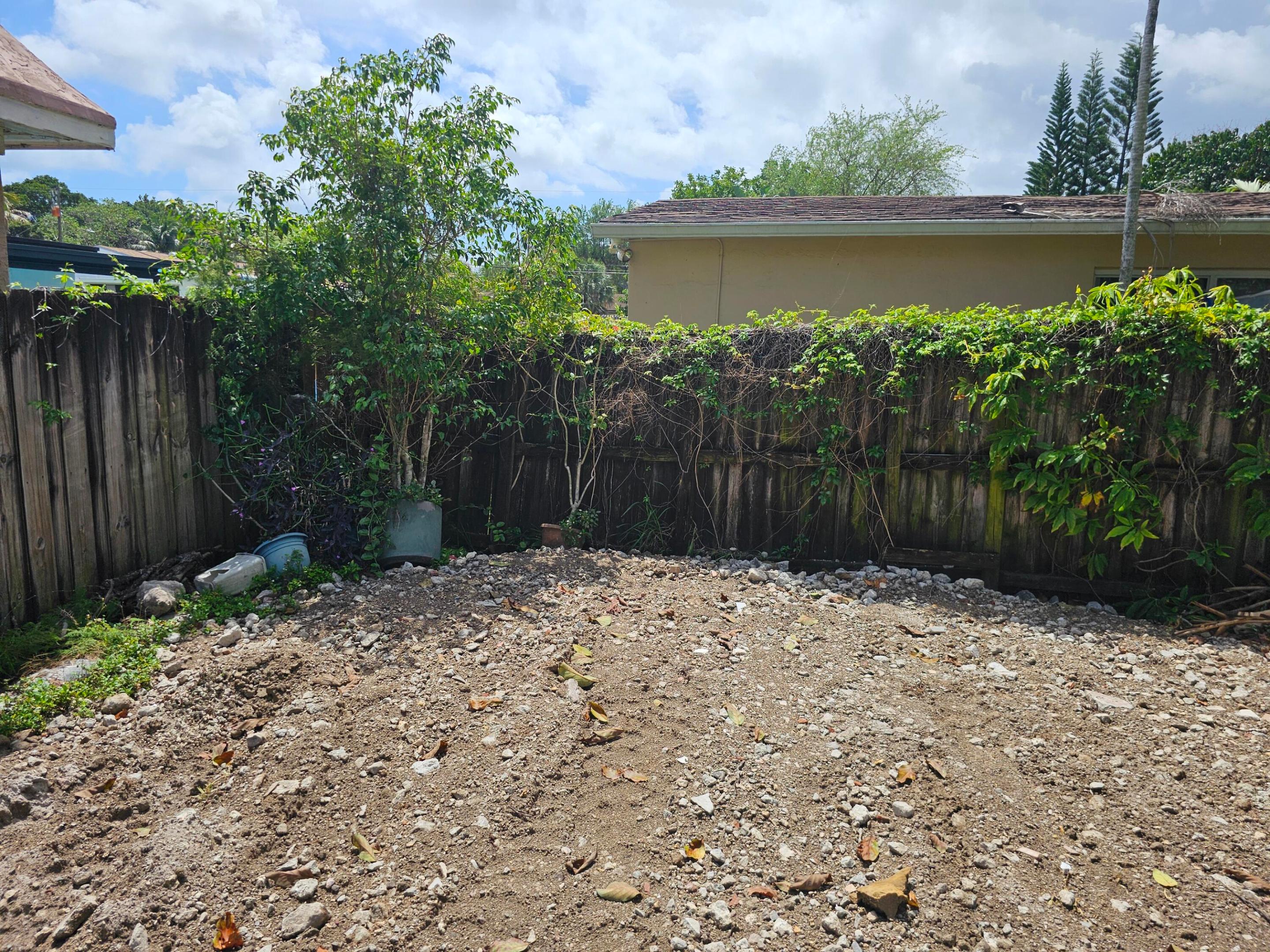 HOLLYWOOD TERRACE AMEN PLAT - Residential Income