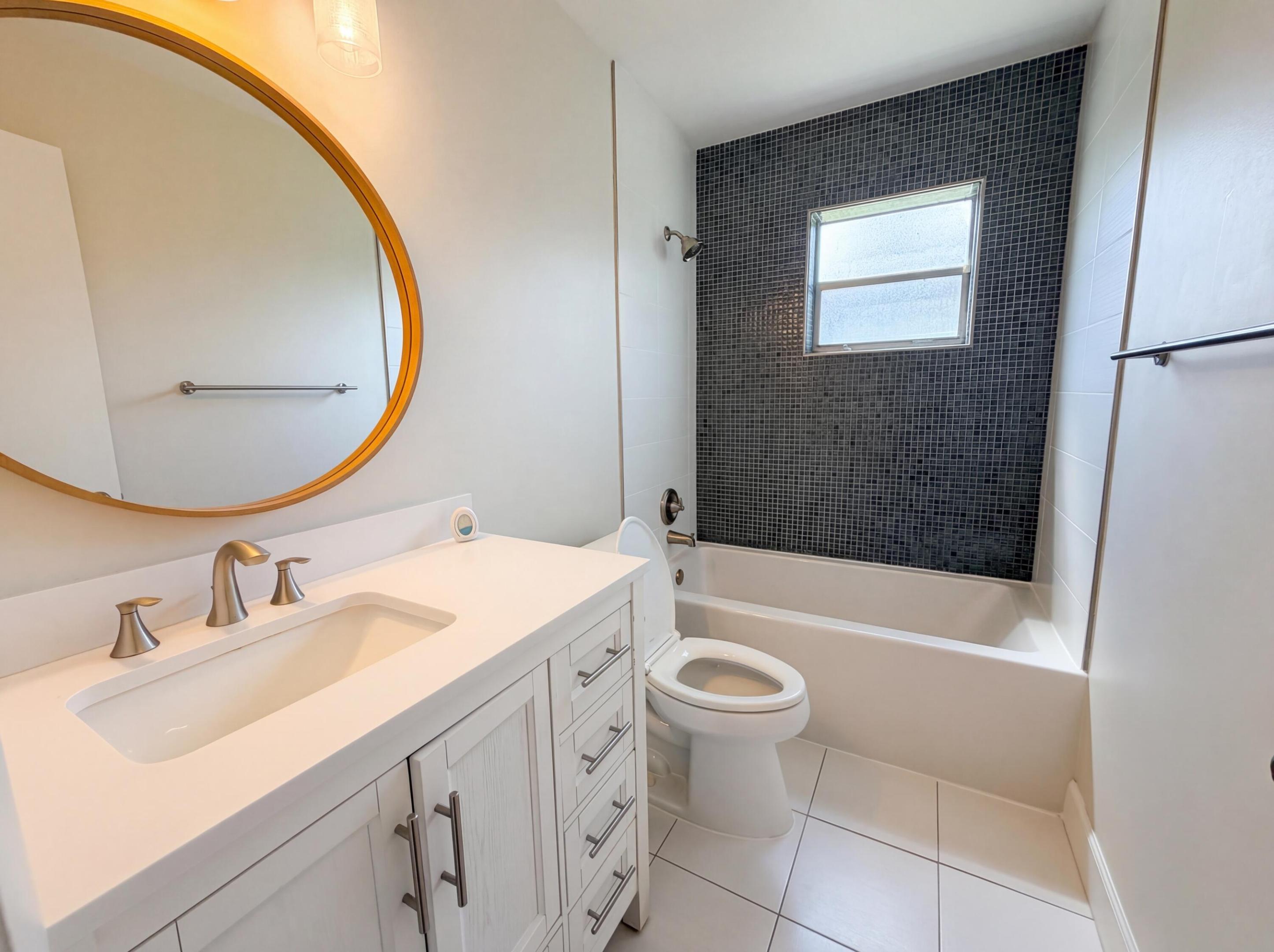 OAK WOOD 80-39 B - Residential