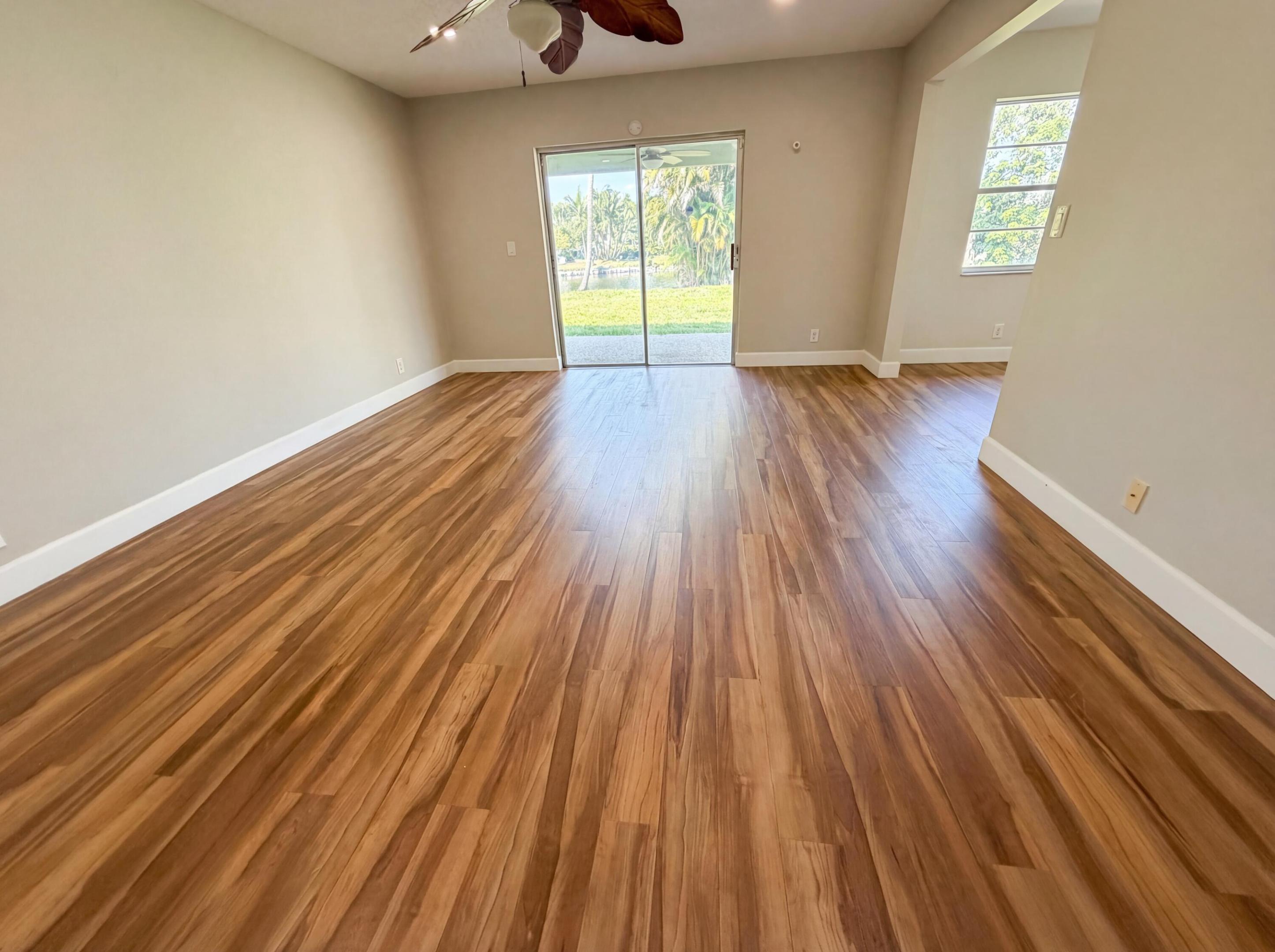 OAK WOOD 80-39 B - Residential