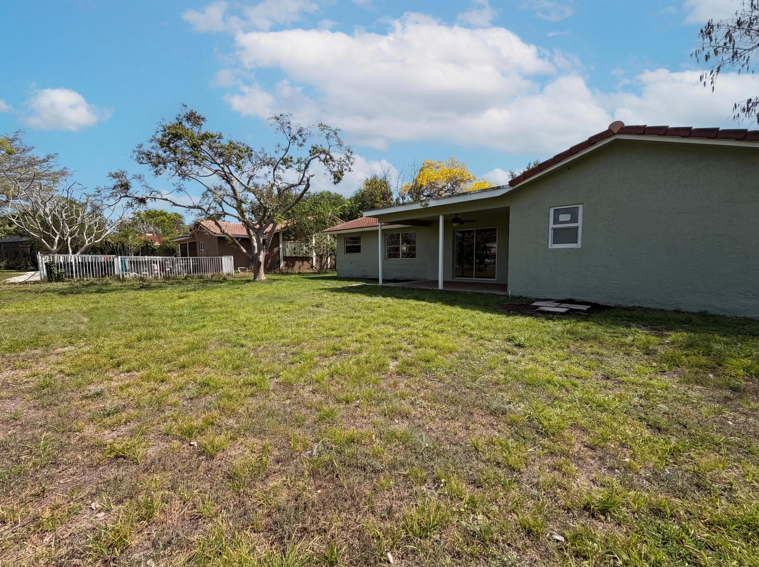 OAK WOOD 80-39 B - Residential