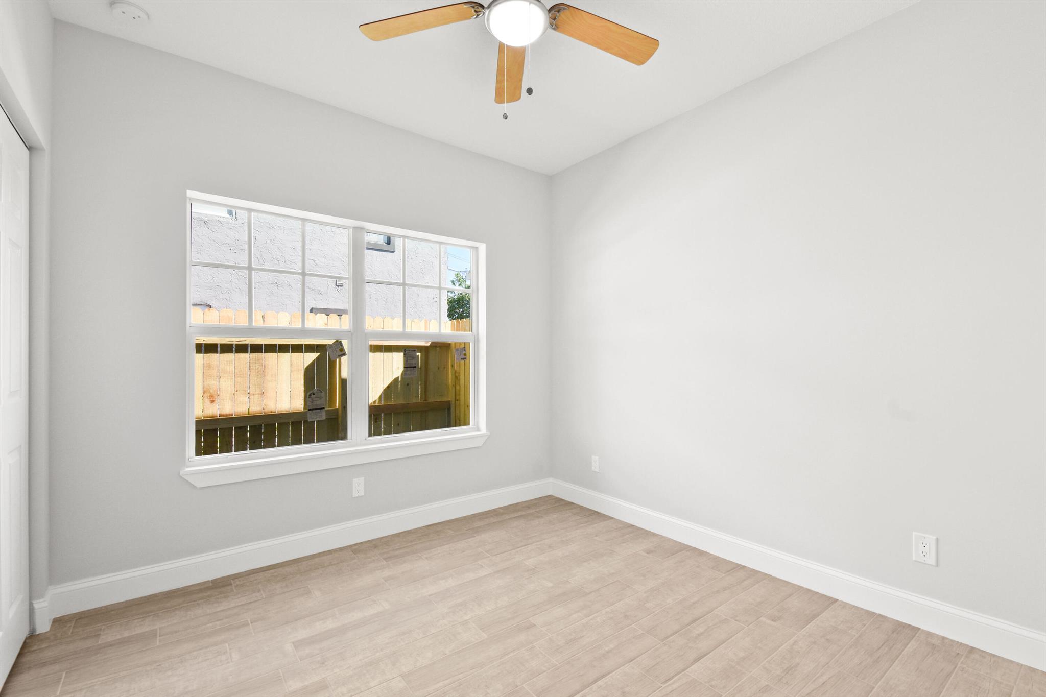 CLOWS ADD TO WPB - Residential Lease