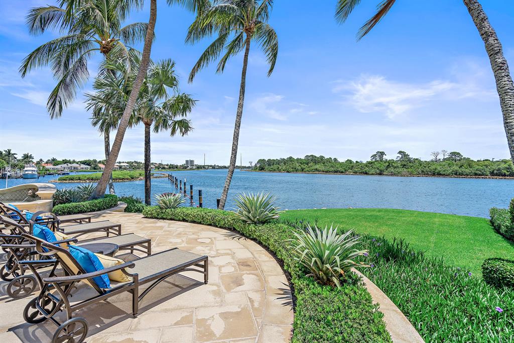 Admirals Cove - Residential