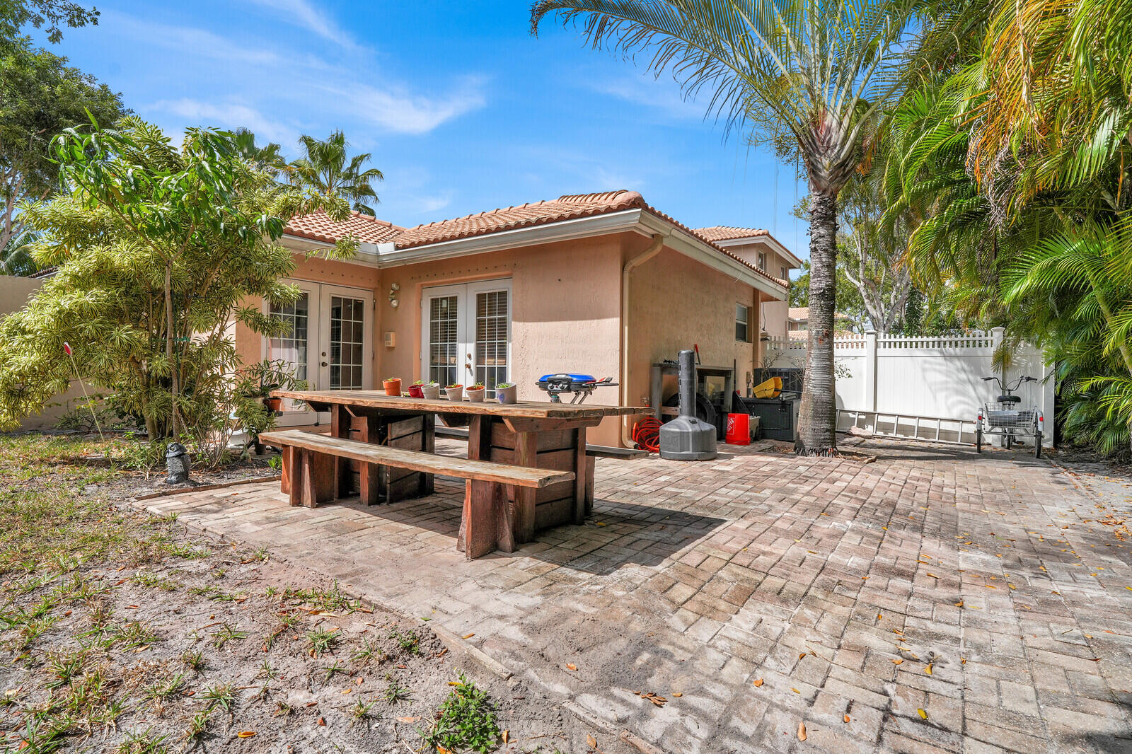 LIBERTY BAY - Residential