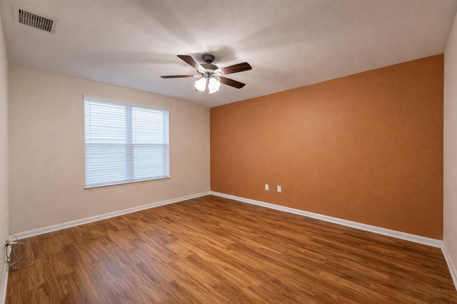 LEXINGTON PLACE - Residential Lease