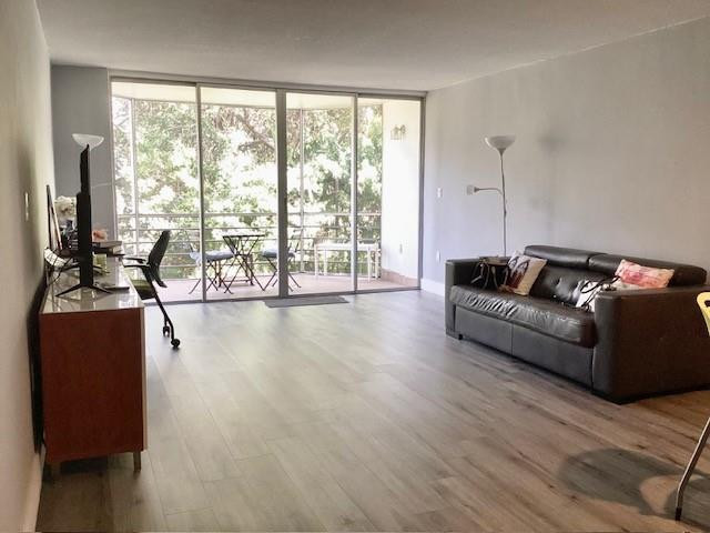 Rolling Green Condo - Residential