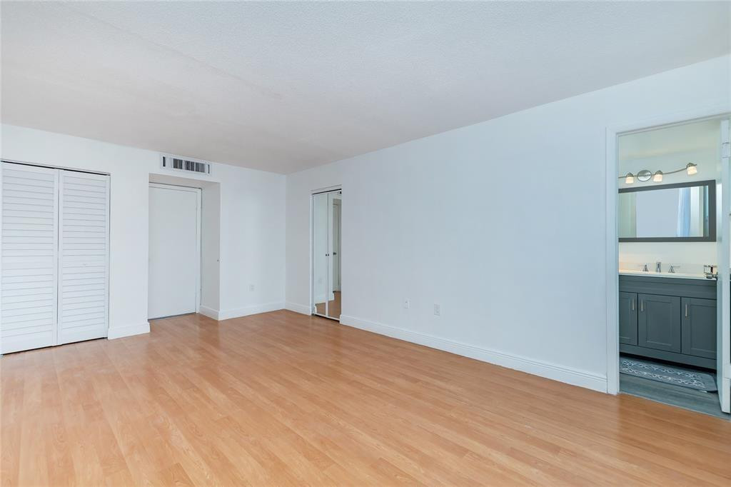 Rolling Green Condo - Residential