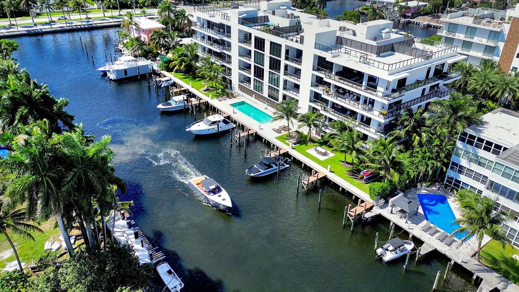 Photo of 30 Isle Of Venice Drive #Ph3, Fort Lauderdale, FL 33301 (MLS # R11133680)
