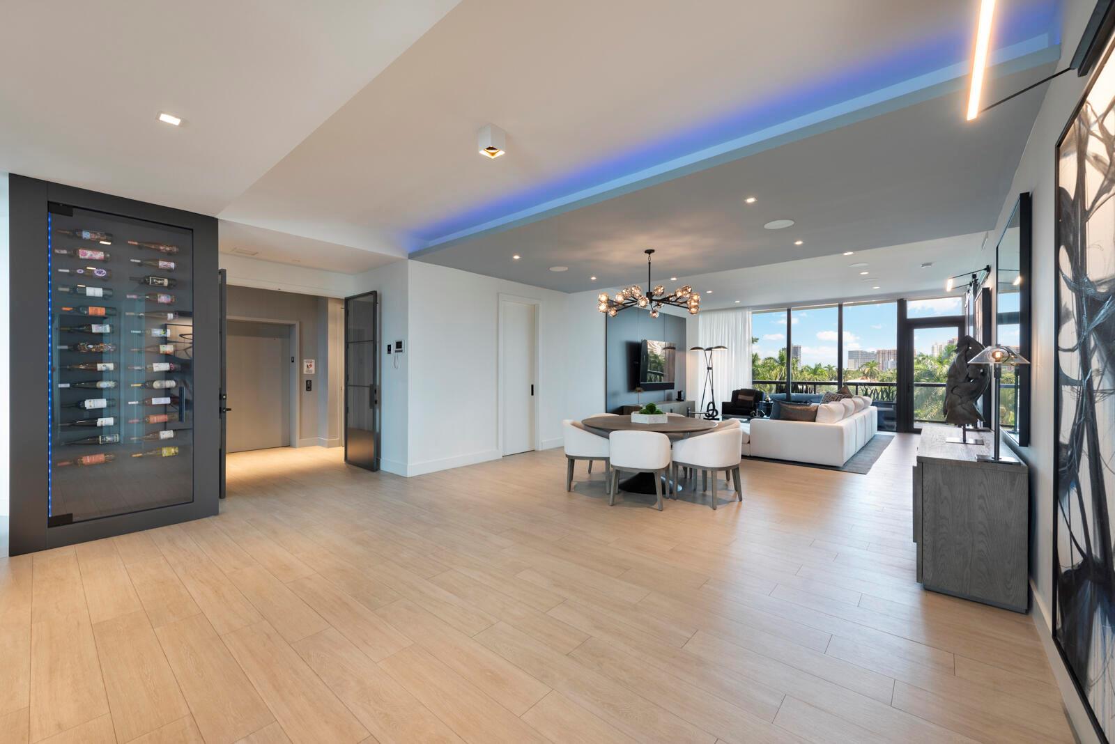AQUALUNA LAS OLAS CONDO - Residential