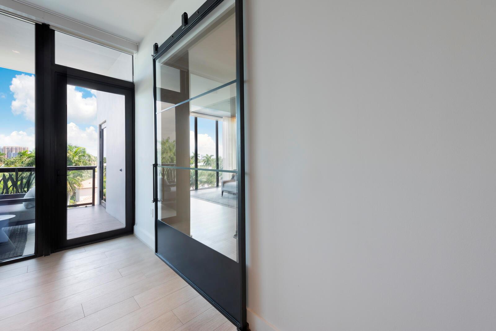 AQUALUNA LAS OLAS CONDO - Residential