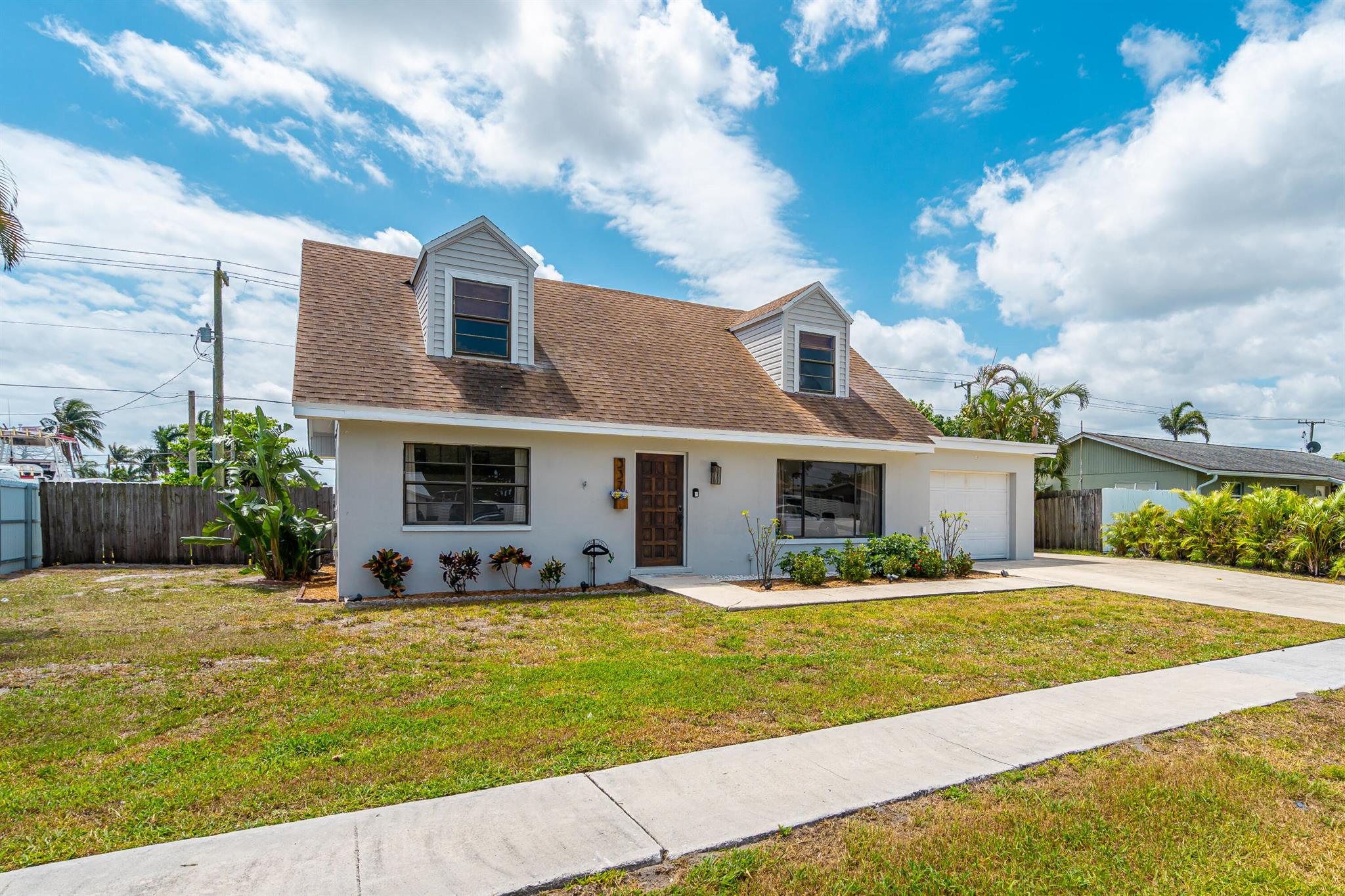 PALM SPRINGS VILLAGE 4 - Residential