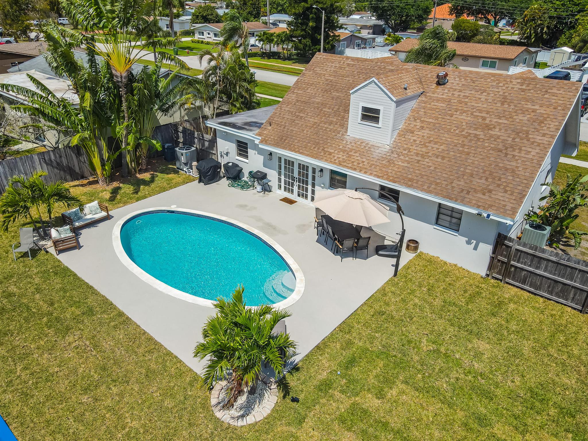 PALM SPRINGS VILLAGE 4 - Residential