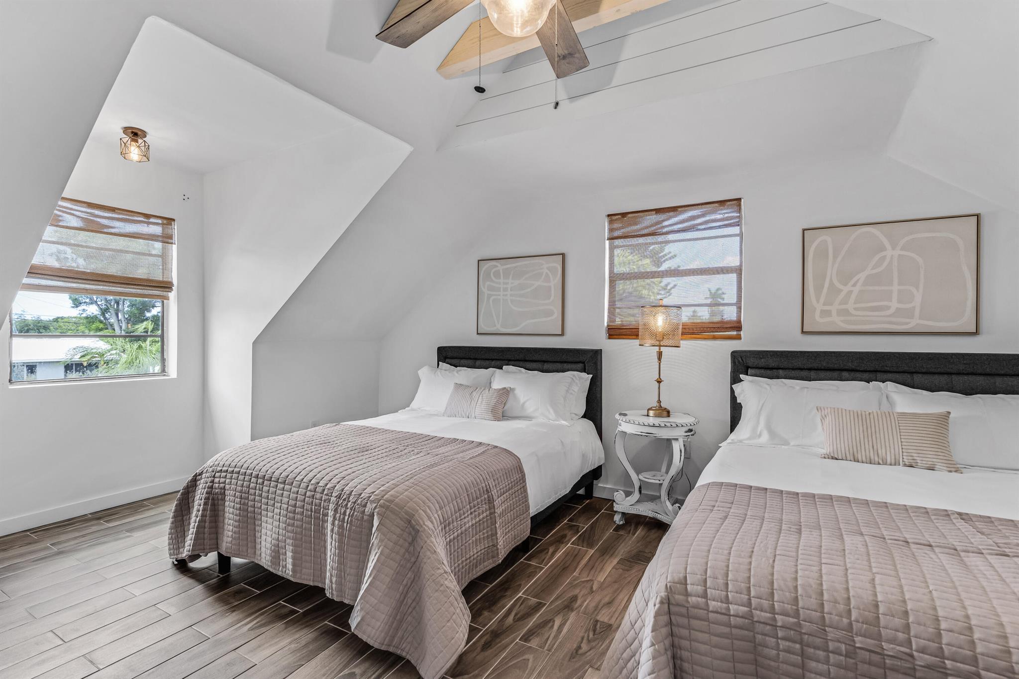 PALM SPRINGS VILLAGE 4 - Residential