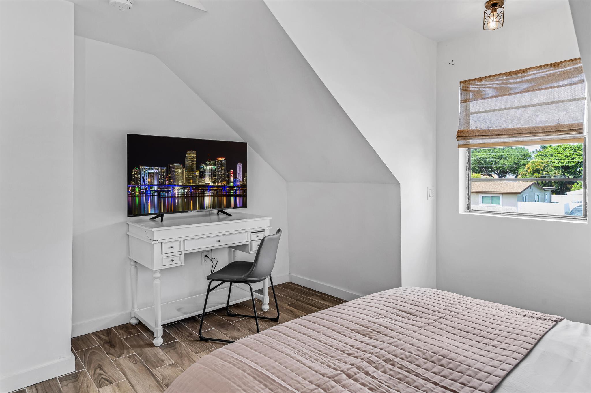 PALM SPRINGS VILLAGE 4 - Residential