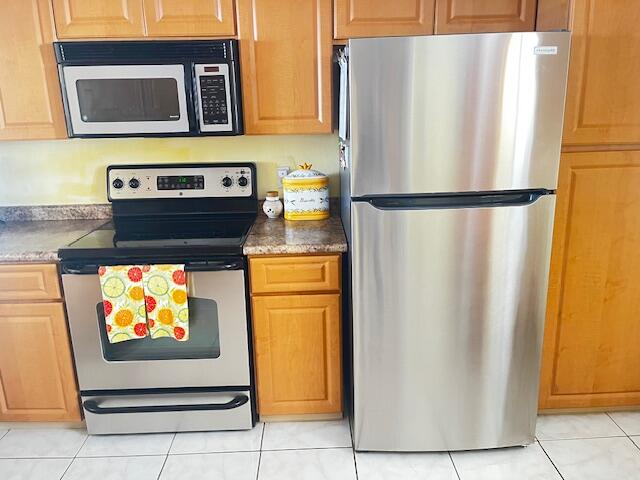 View photos, virtual tours, details... 7020 Half Moon Circle 410