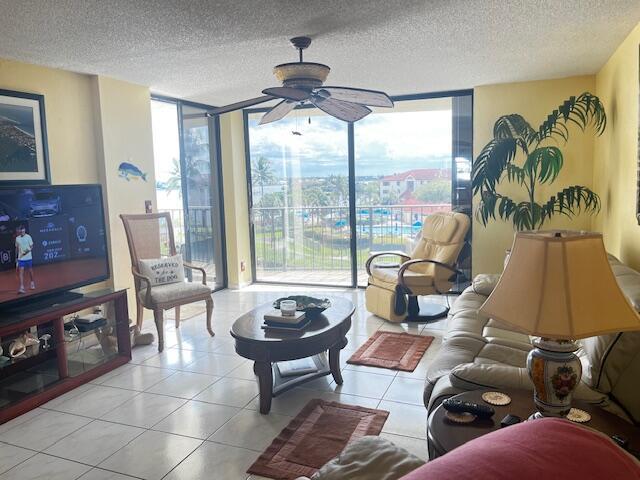 Half Moon Bay - Residential