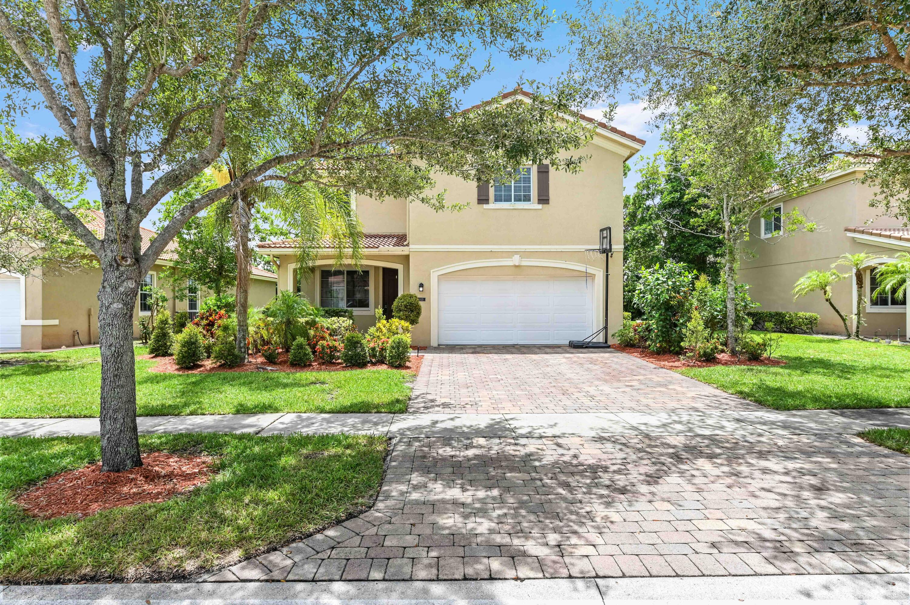 Welcome to Sagewood! This spacious 2-story home offers 2,240 sq. ft. of living space with 5 bedrooms and 3 bathrooms. This home features a welcoming living room, family and dining areas, and a kitchen with appliances, all finished with tile flooring. The home also includes a 2-car garage and a backyard with room for a potential pool.Residents of Sagewood enjoy access to community amenities such as a clubhouse, fitness center, swimming pool, walking paths, and recreational areas designed for relaxation and entertainment.
