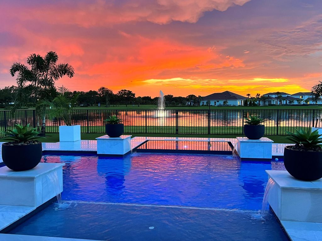 Photo of 20124 SE Bridgewater Drive, Jupiter, FL 33458 (MLS # R11160218)