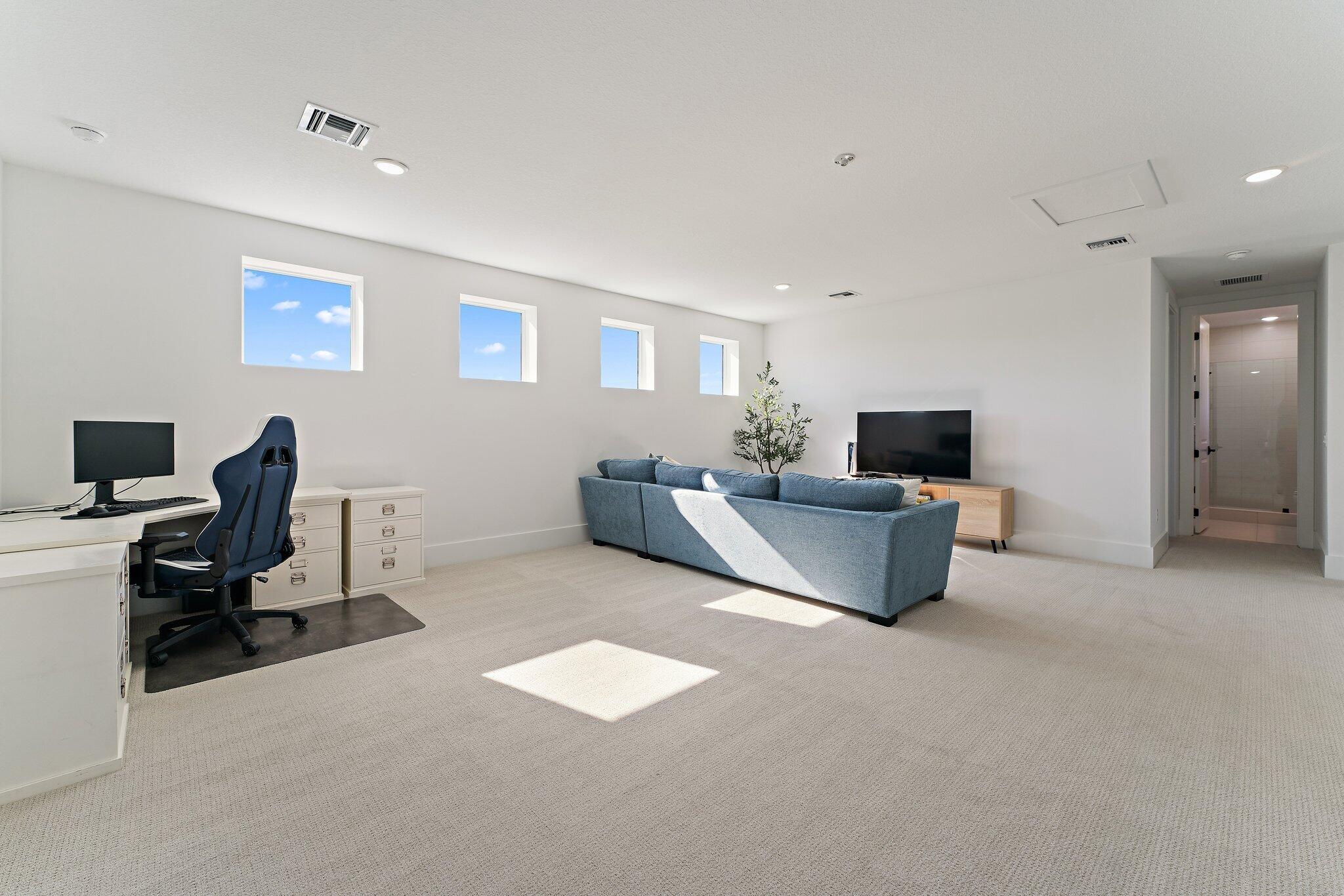 BRIDGEWATER PRESERVE - Residential