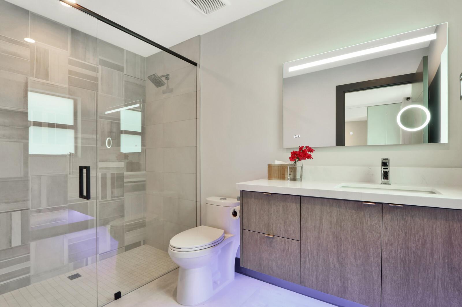 TOMKUS - Residential Lease