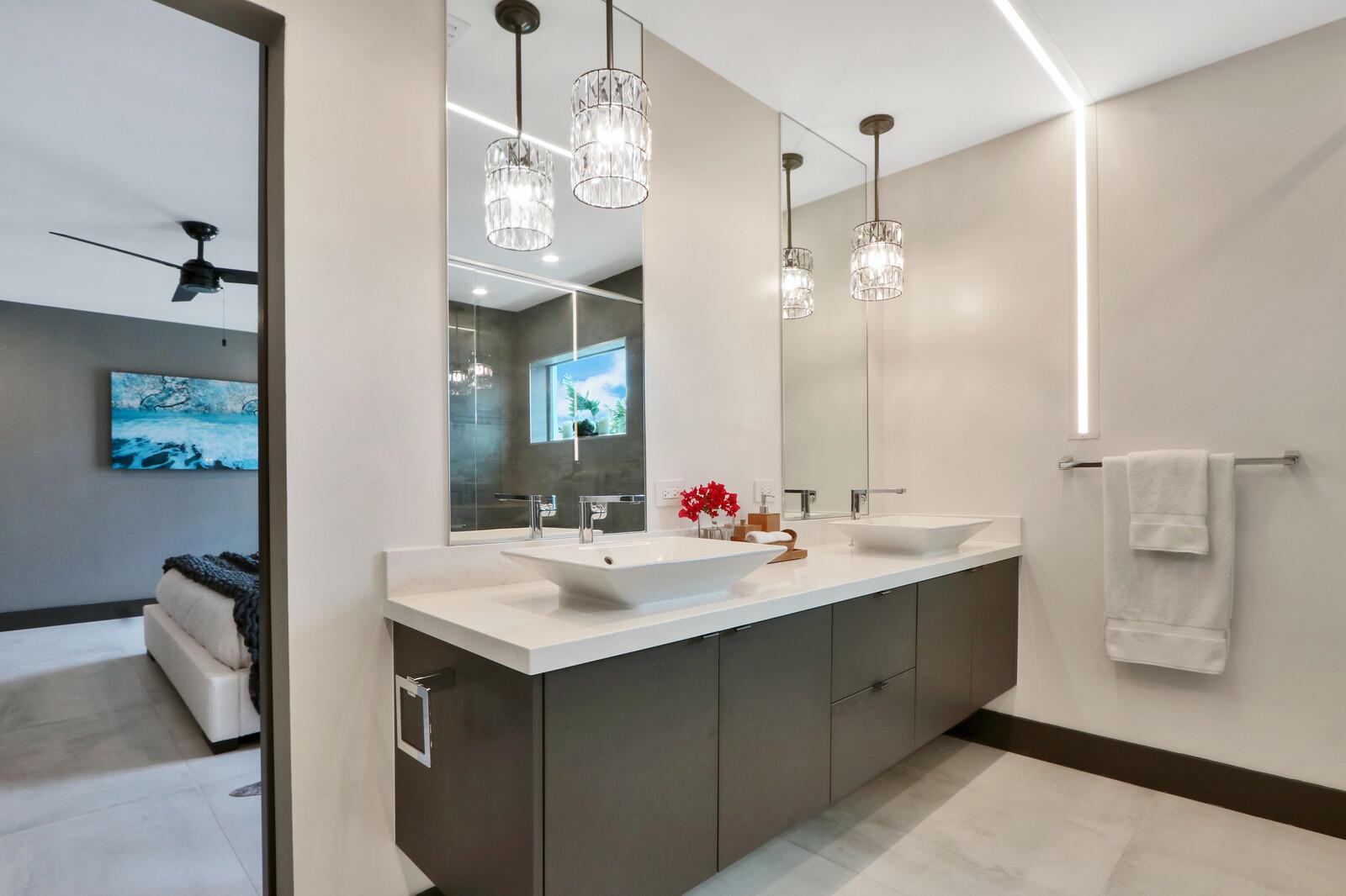 TOMKUS - Residential Lease